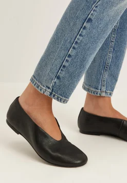Aleya Leather Ballerina