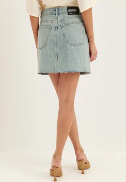 Ara Skirt