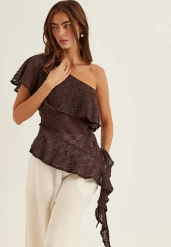 Asymmetric Frill Lace Top