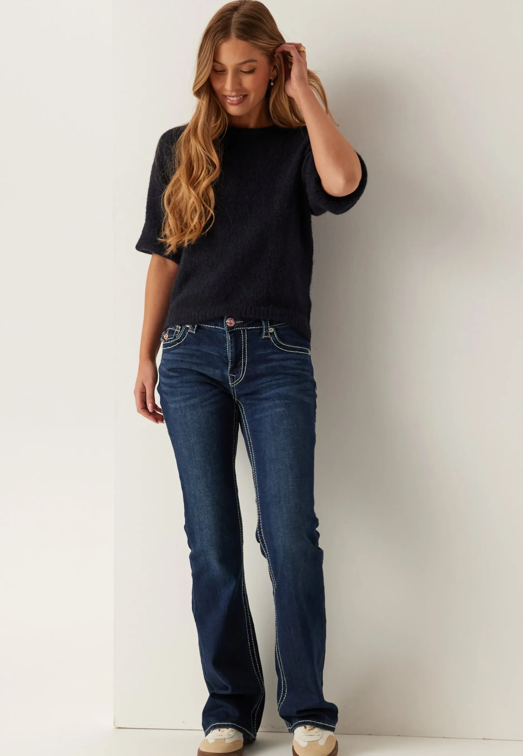 Becca Mr Bootcut Flap Big T