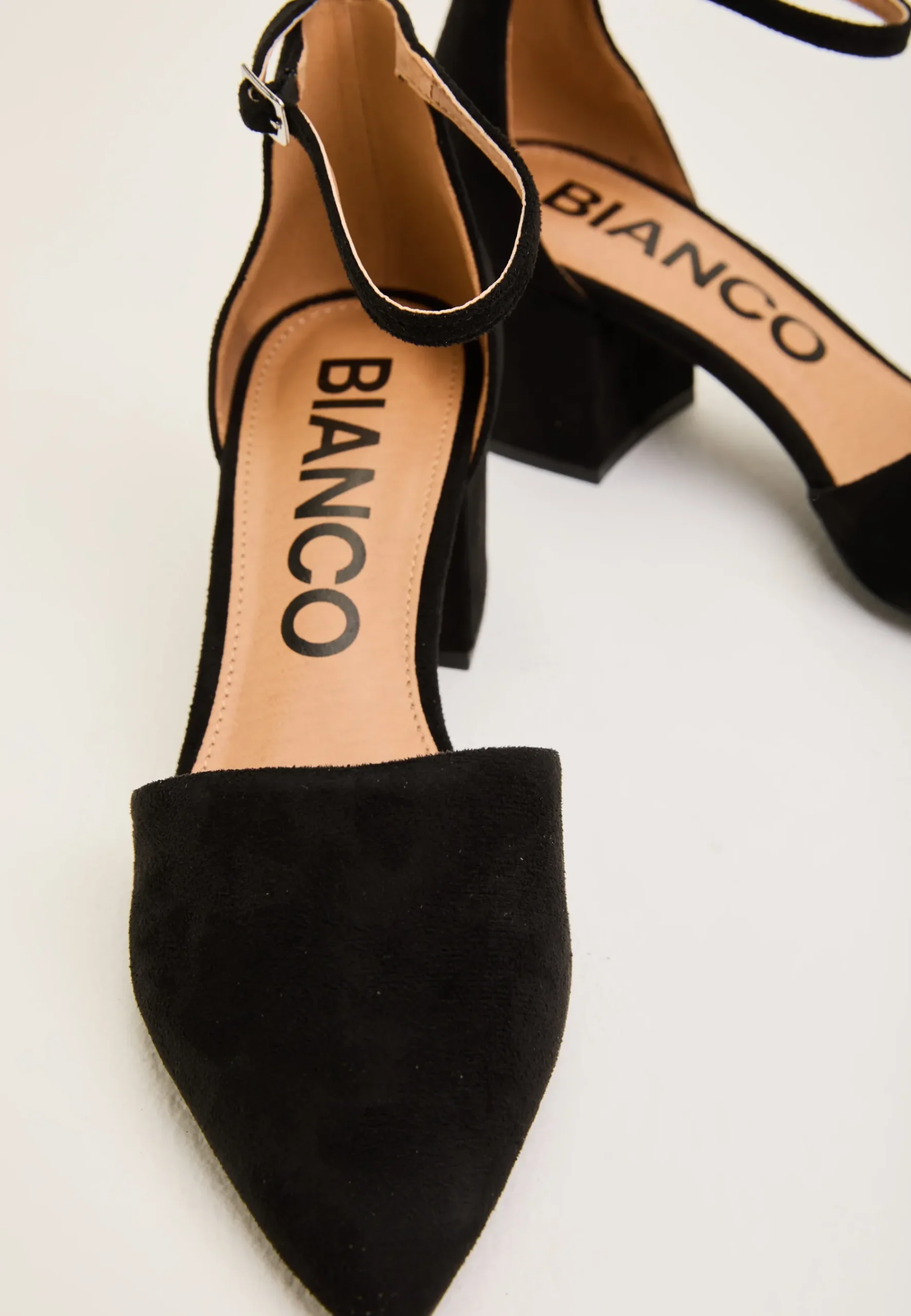 Biadevived Pump Micro Suede