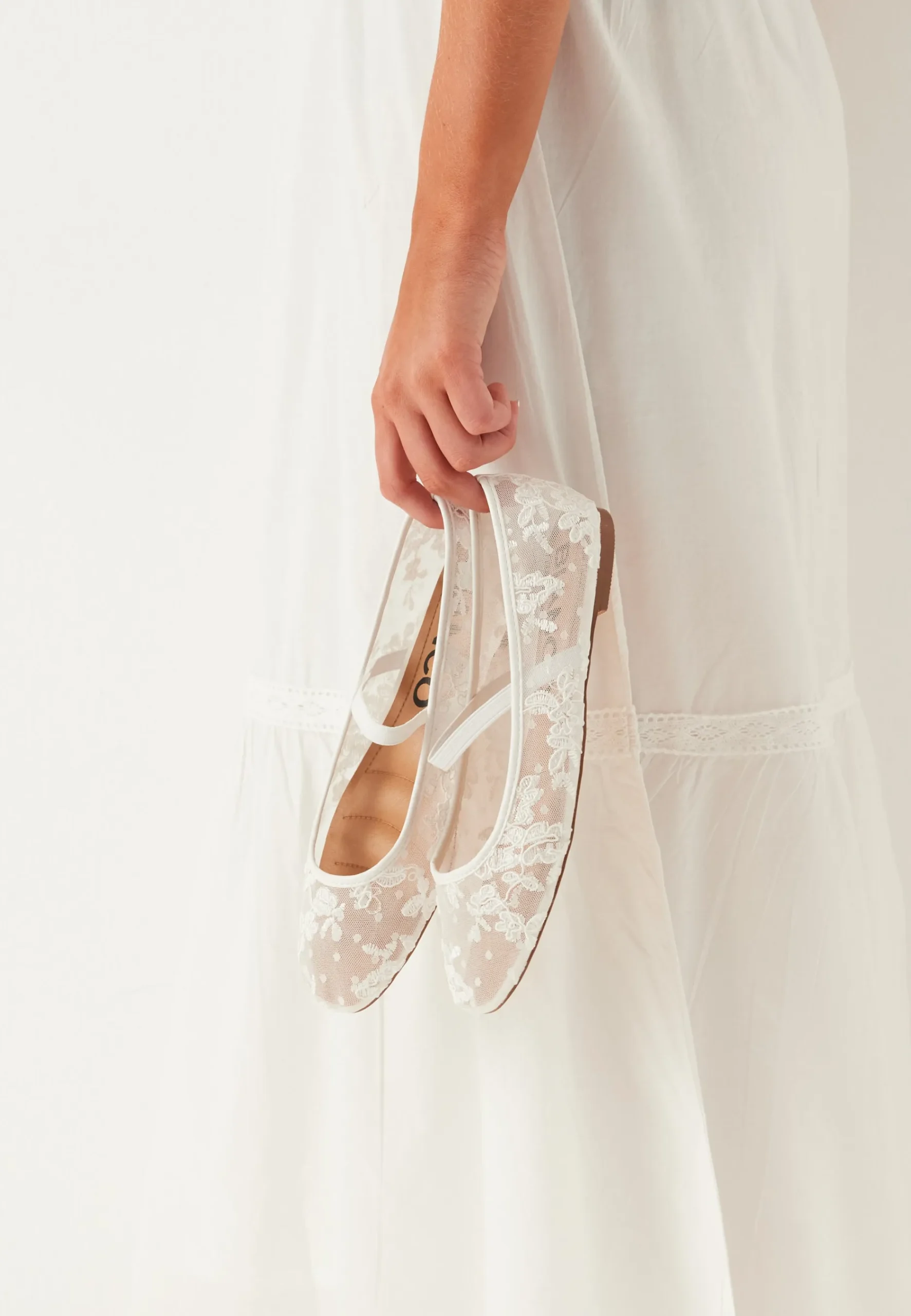 Bialilja Lace Ballerina