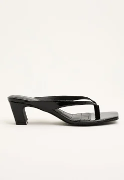 Biaspice Toe Post Faux Leather