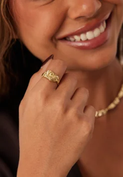 Blossom Organic Shaped Ring Go
