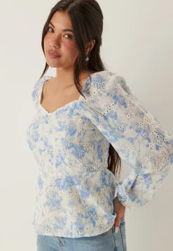 Broderie Anglaise Blouse