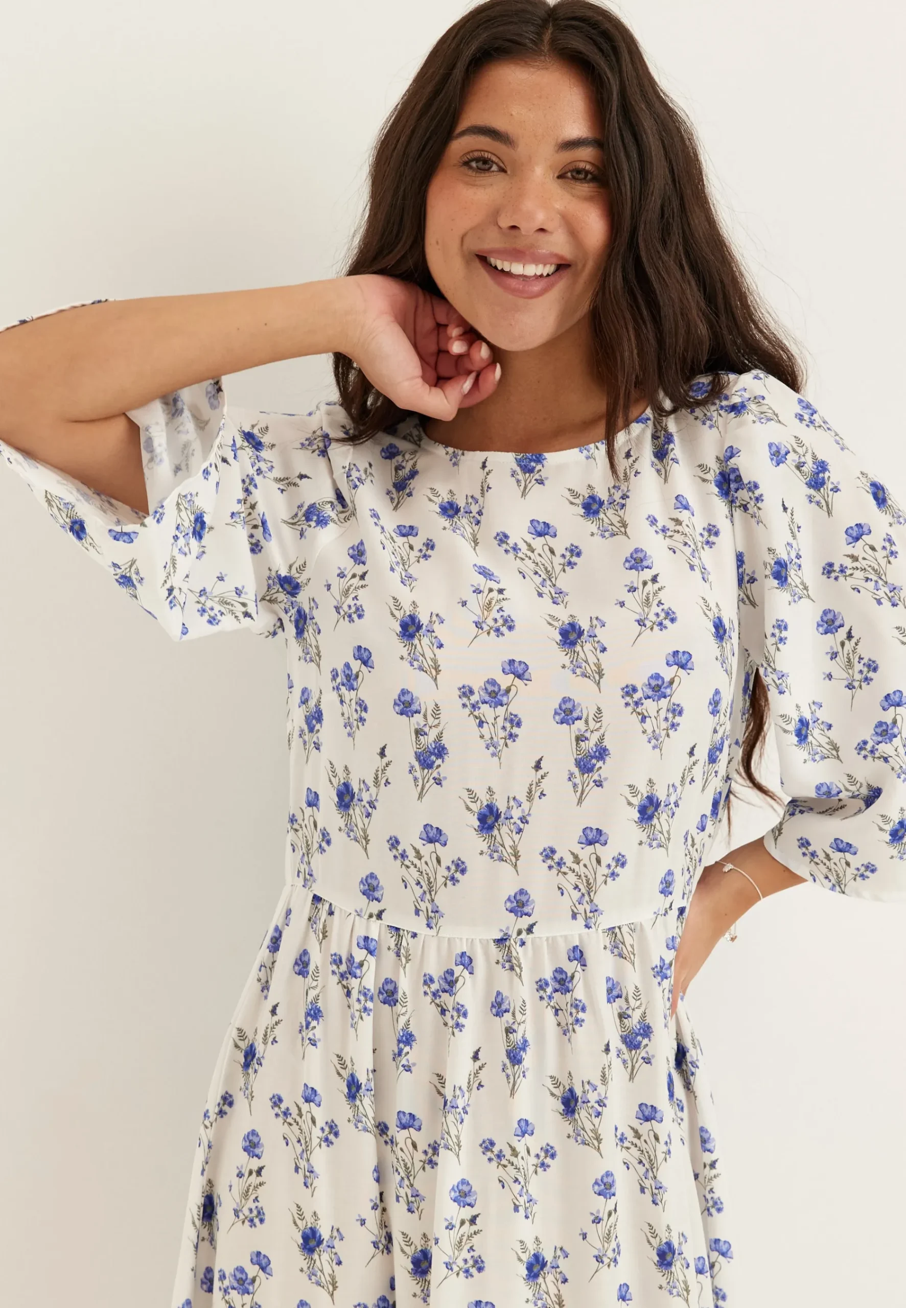 Butterfly Sleeve Maxi Dress