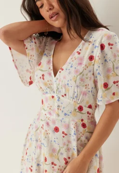 Butterfly Sleeve Viscose Maxi Dress