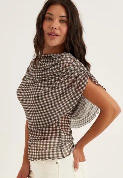 Cape Mesh Top