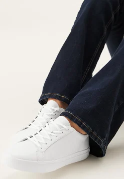 Cody Sneakers