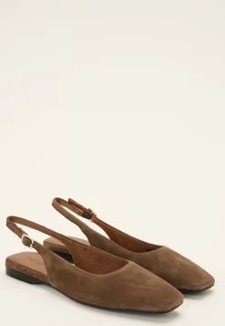 Delia Sandals Flats