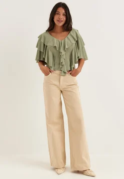 Flounce Top