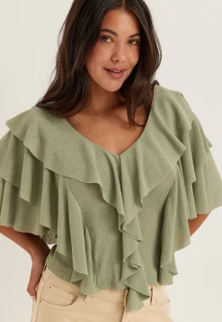 Flounce Top
