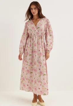 Flowy Maxi Dress