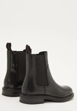 Freya Classic Leather Boots