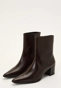 Giselle Leather Boot
