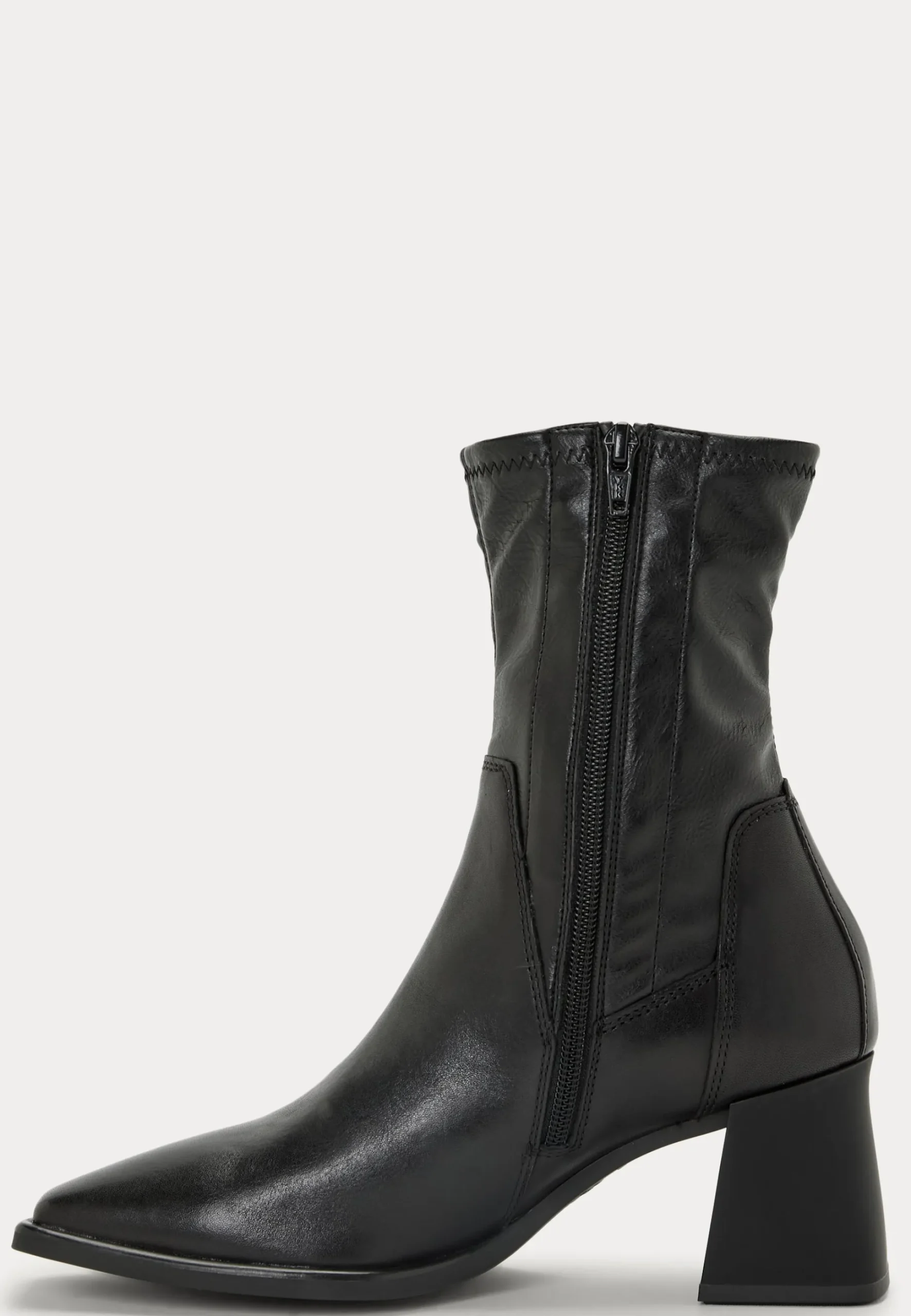 Hedda Classic Boots