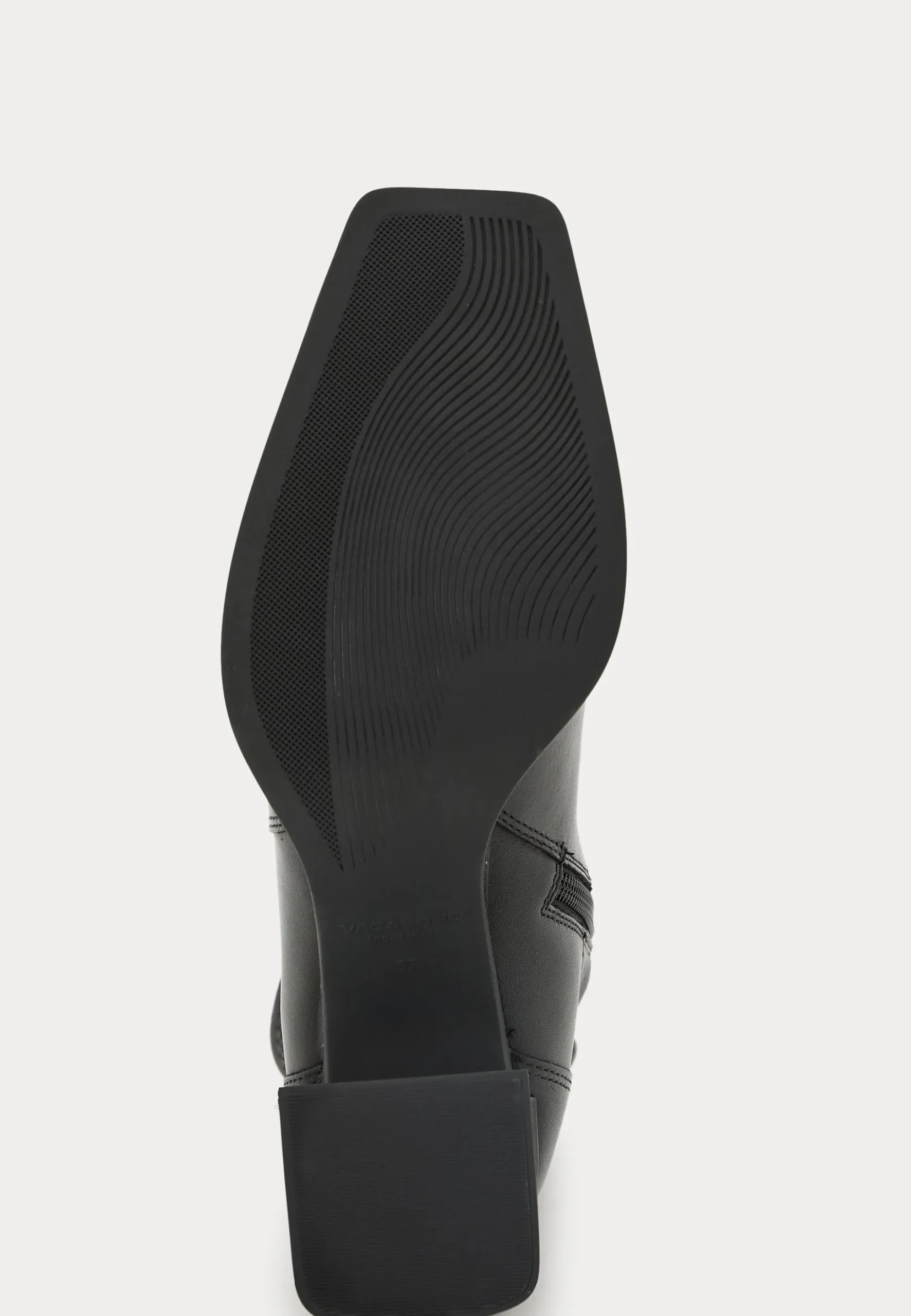 Hedda Classic Boots