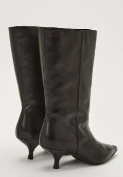 Heeled Mid Knee Leather Boot