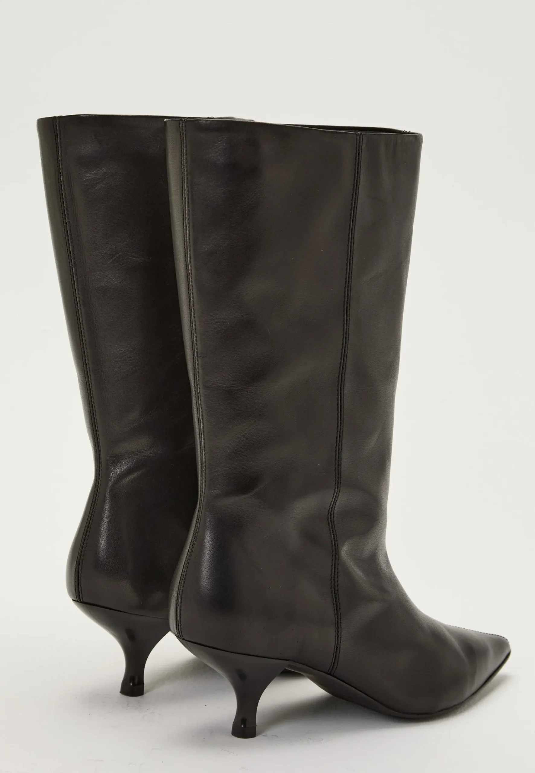 Heeled Mid Knee Leather Boot