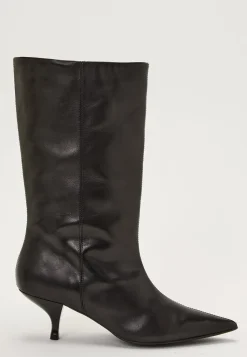 Heeled Mid Knee Leather Boot