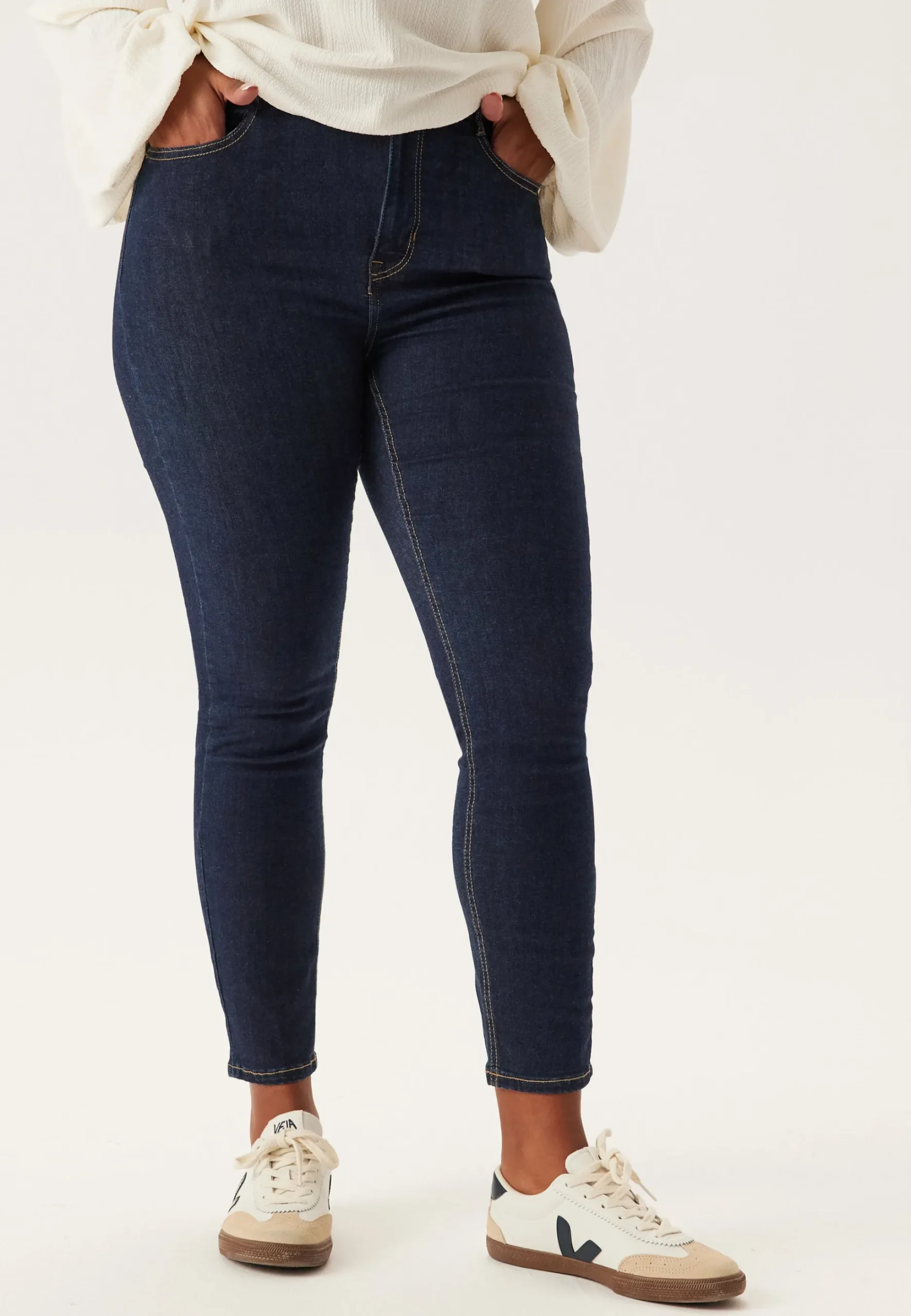 High Ankle Superstretch Jeans
