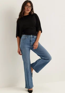 High Straight Leg Jeans