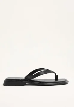 Izzy Sandal Flats
