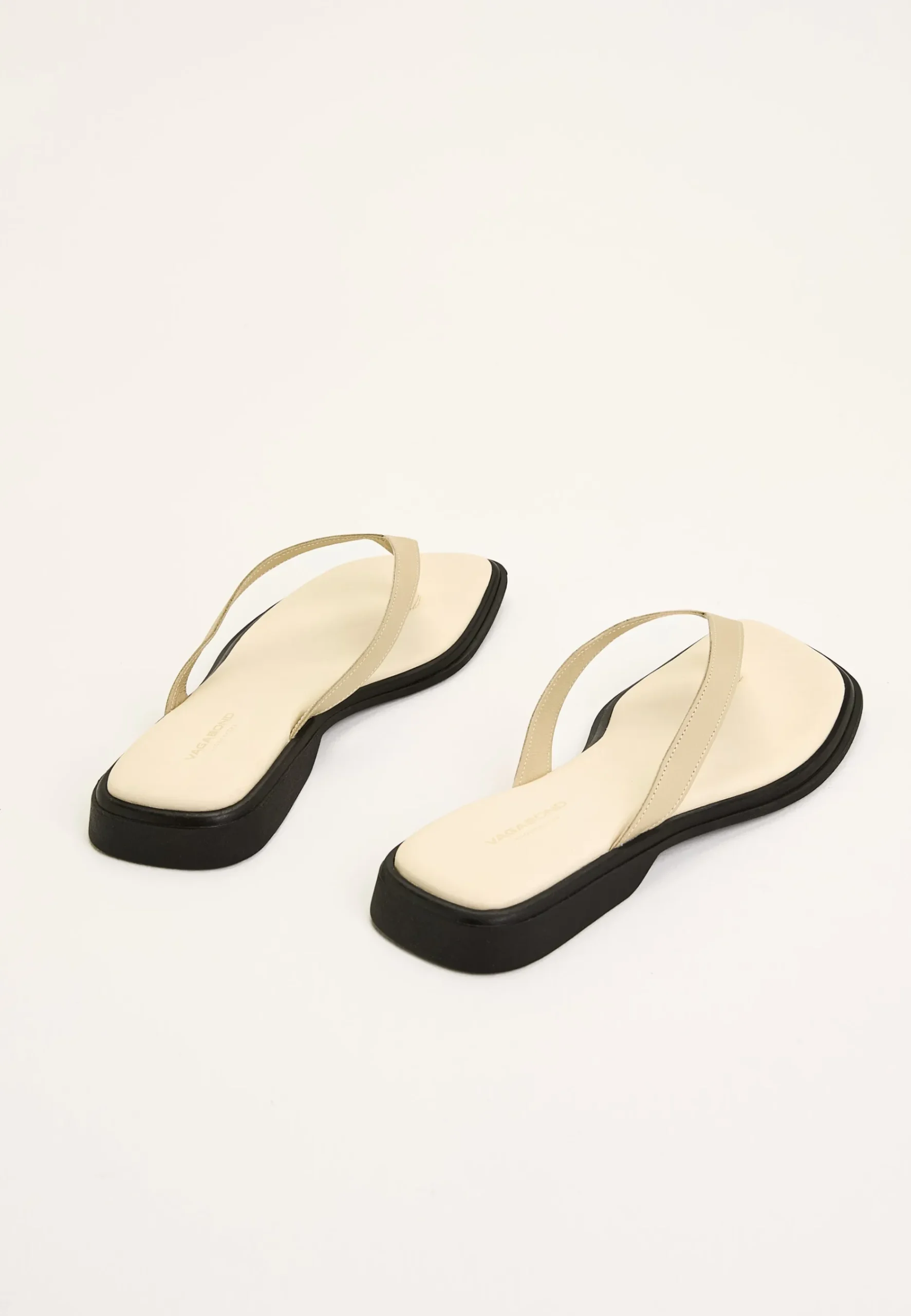 Izzy Sandal Flats