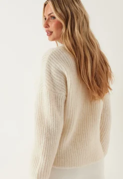 Knitted Cardigan