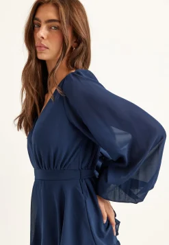 Long Sleeve Tiered Midi Dress
