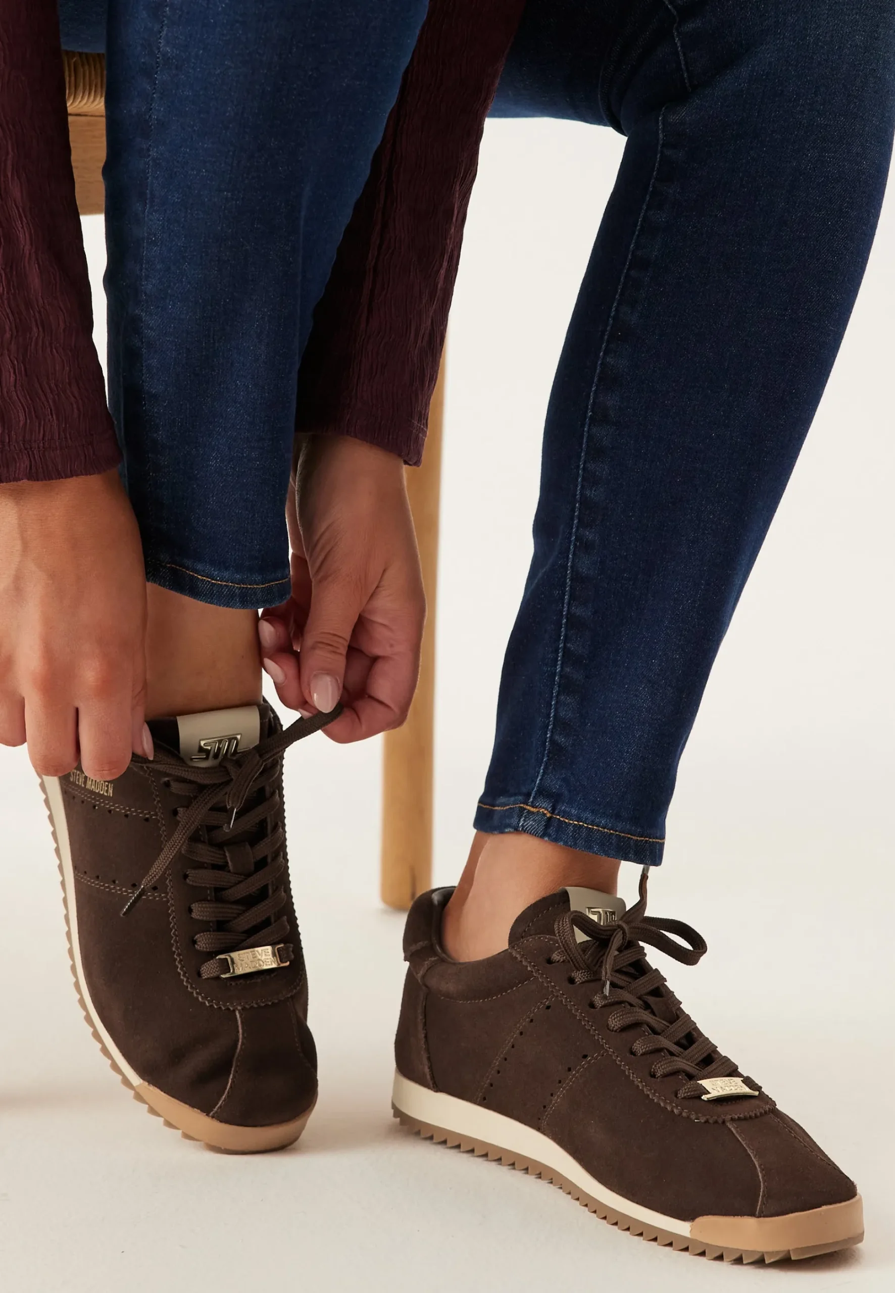 Mirage-sm Suede Sneaker