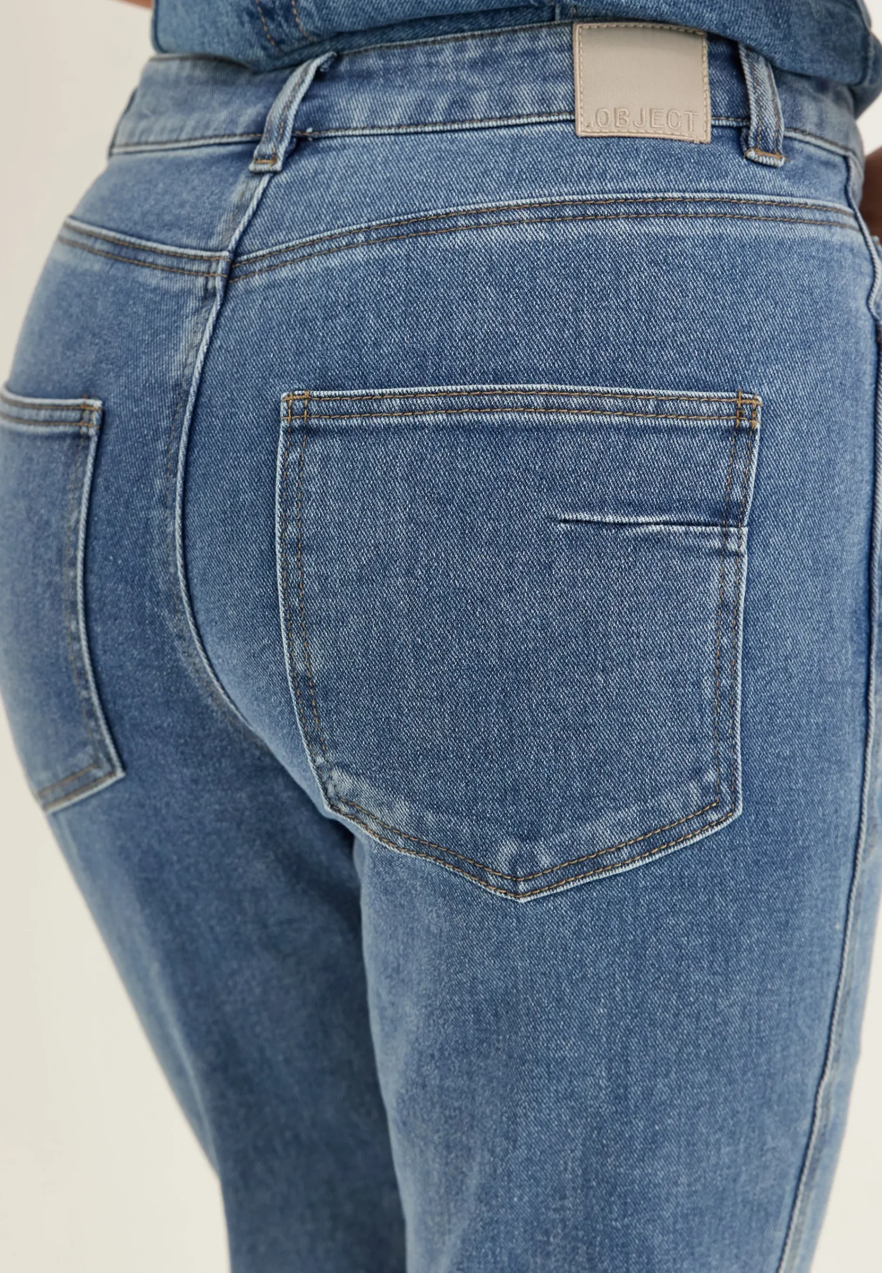 Objcaro Mw Slim Short Jeans