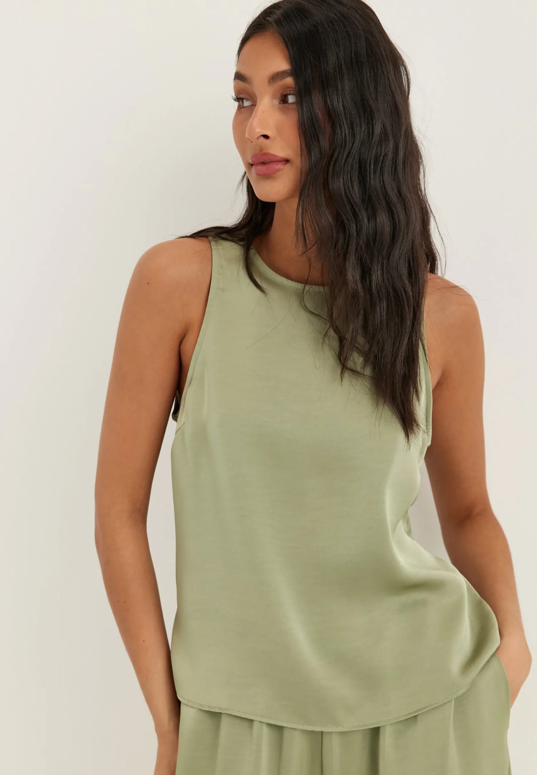 Objchilli Lo Tank Top