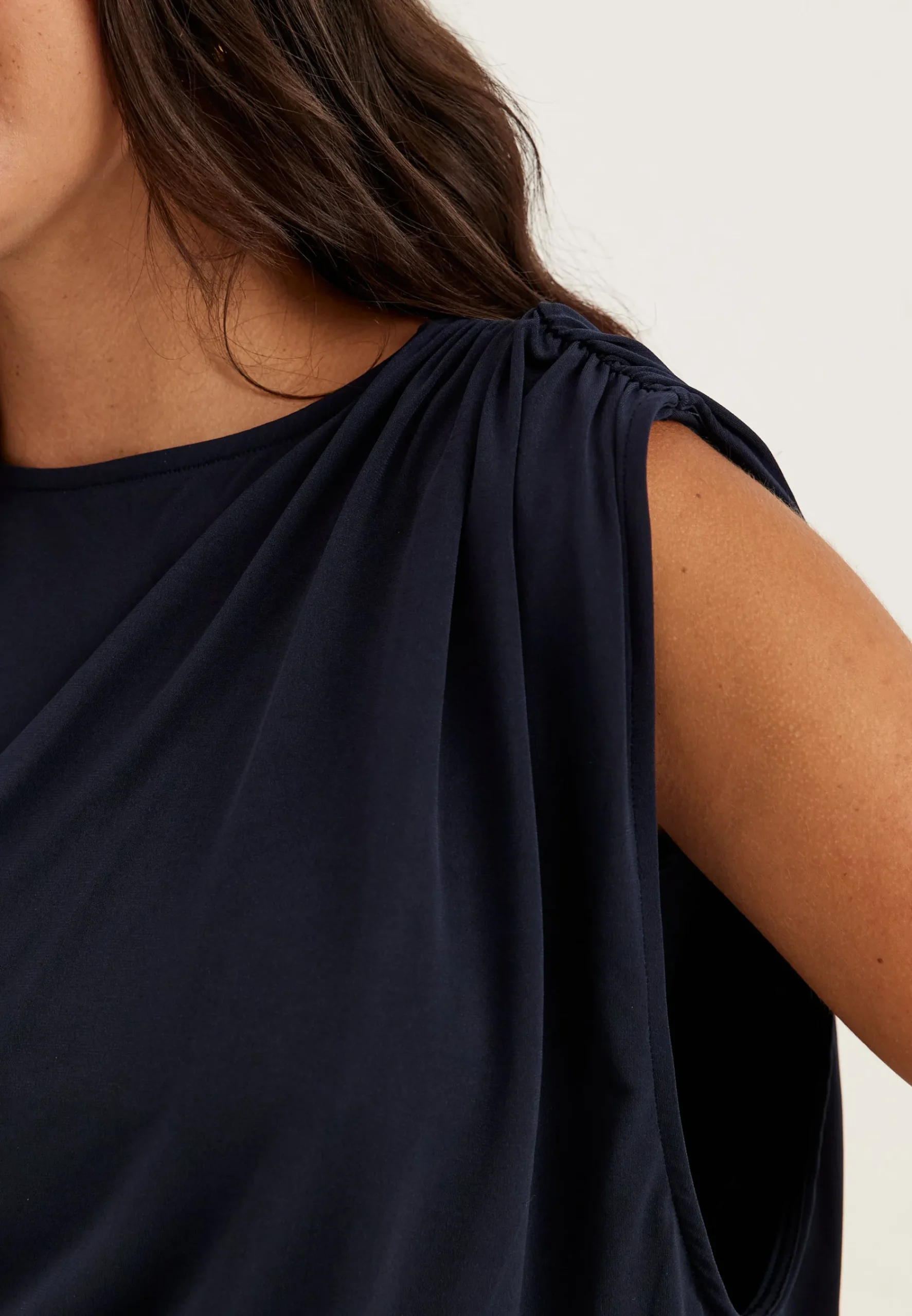 Objdellie Sl Reg. Drapy Top