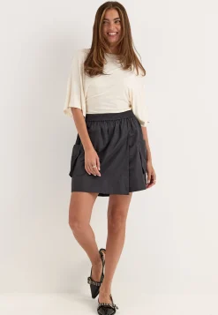 Objkaela Hw Lo Bermuda Short