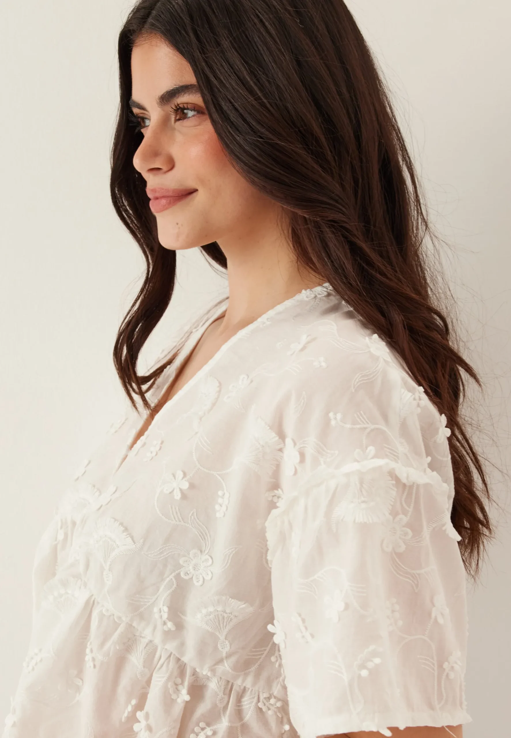 Objlora S/S RE V-NECK TOP