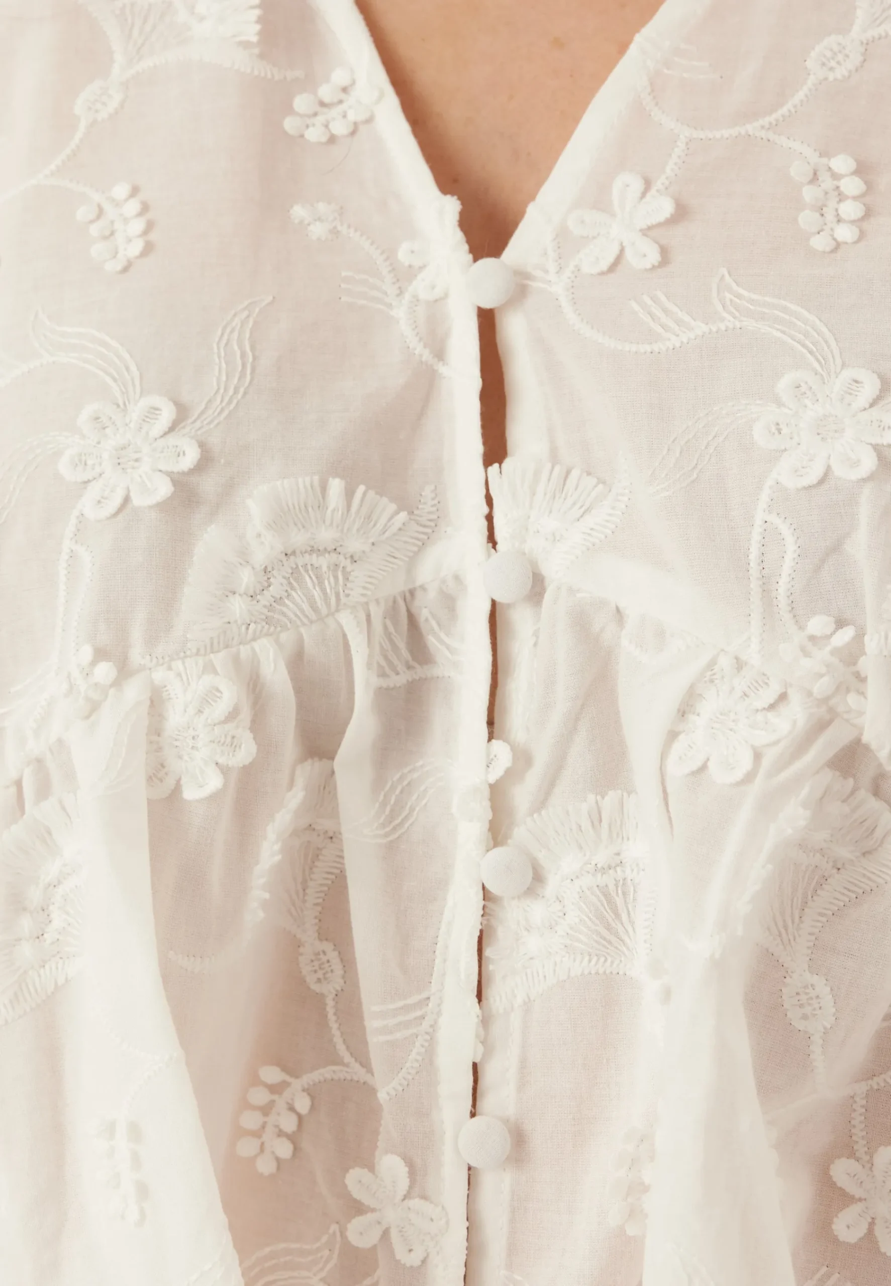 Objlora S/S RE V-NECK TOP