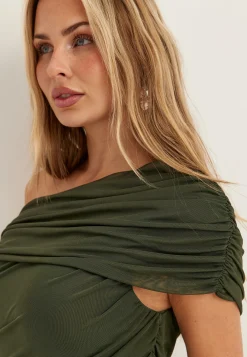 Off Shoulder Mesh Gown