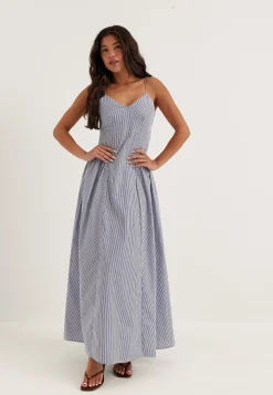 Onltiari Strap Hip Dress