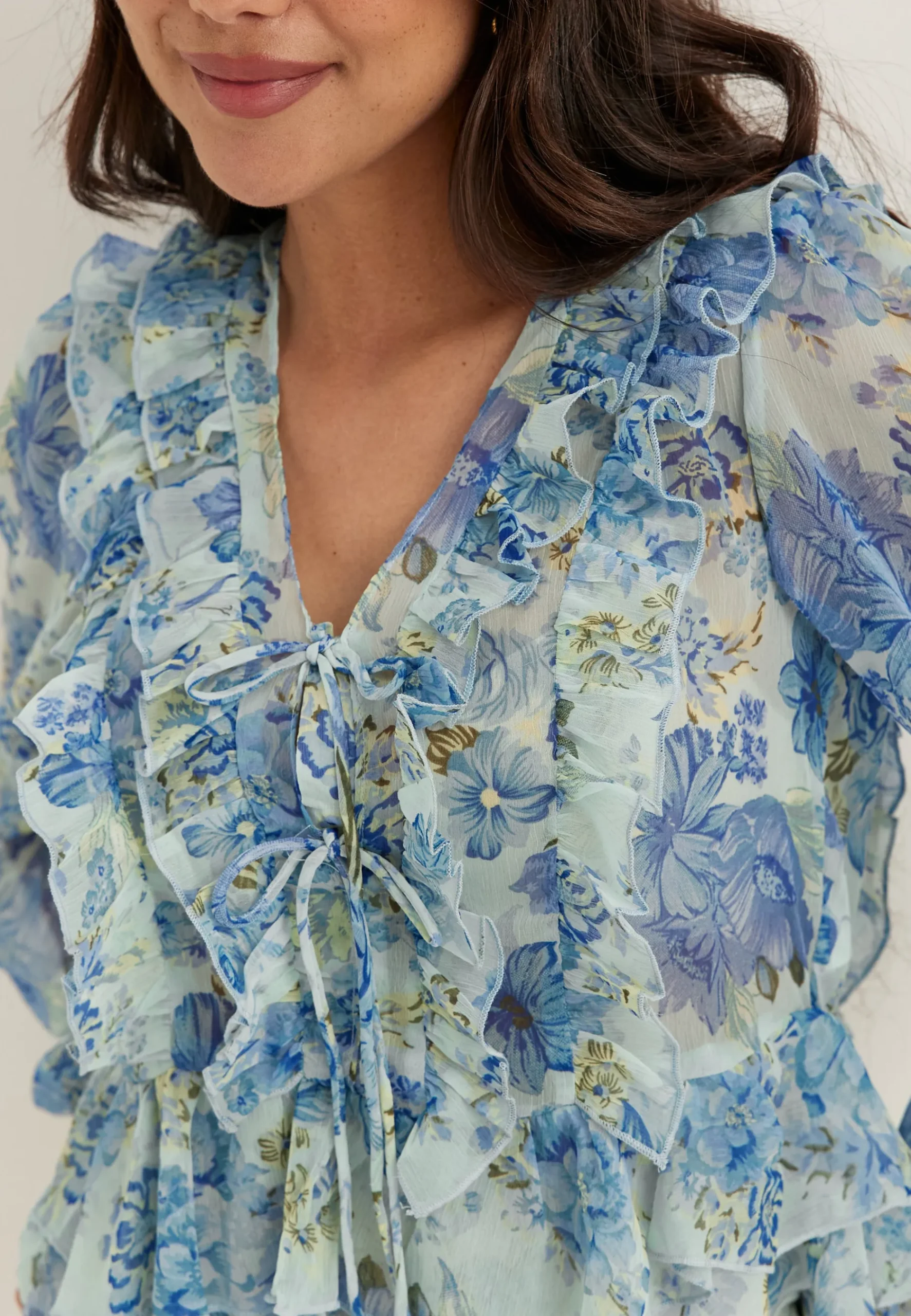 Onlvictoria Ls Frill Top Wvn