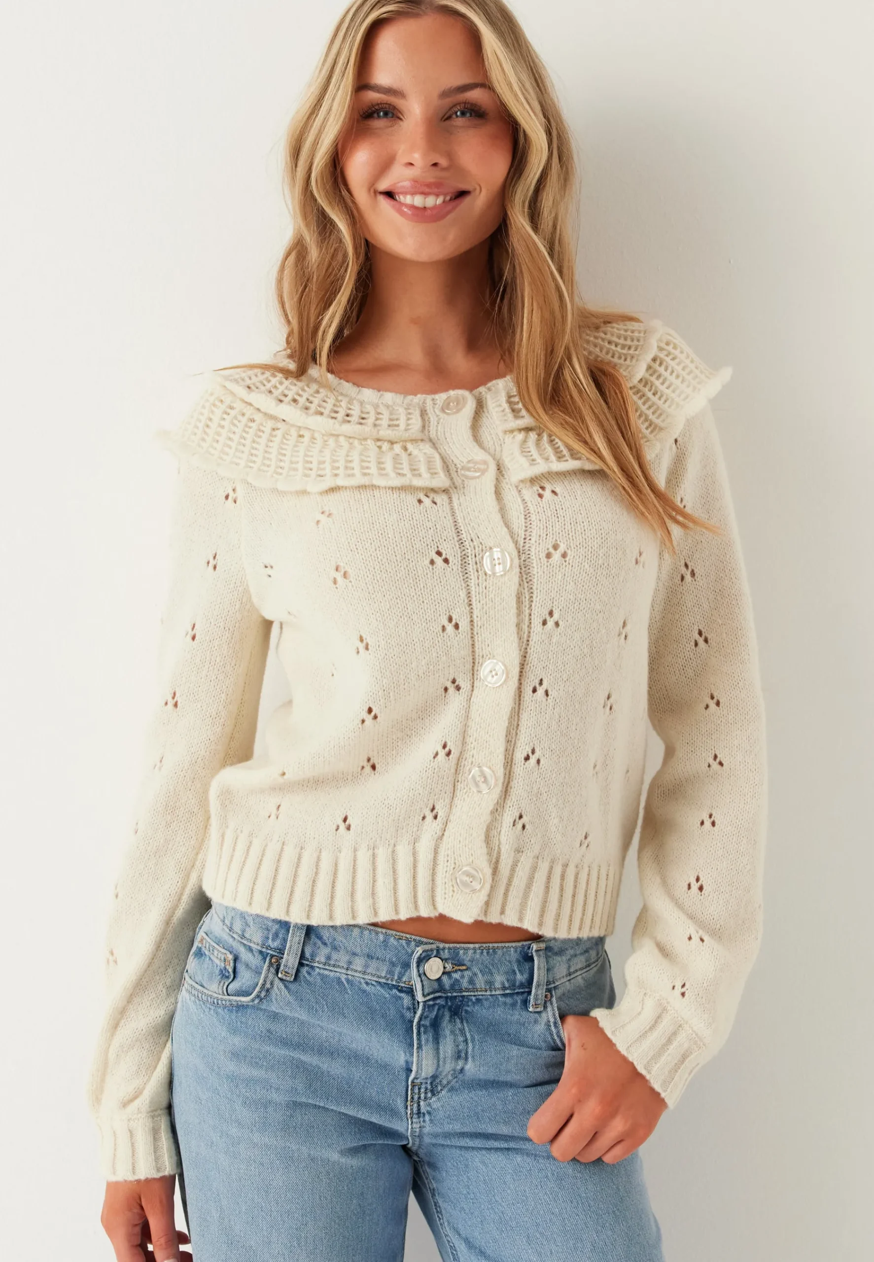 Pcdavis Ls O-neck Frill Cardigan