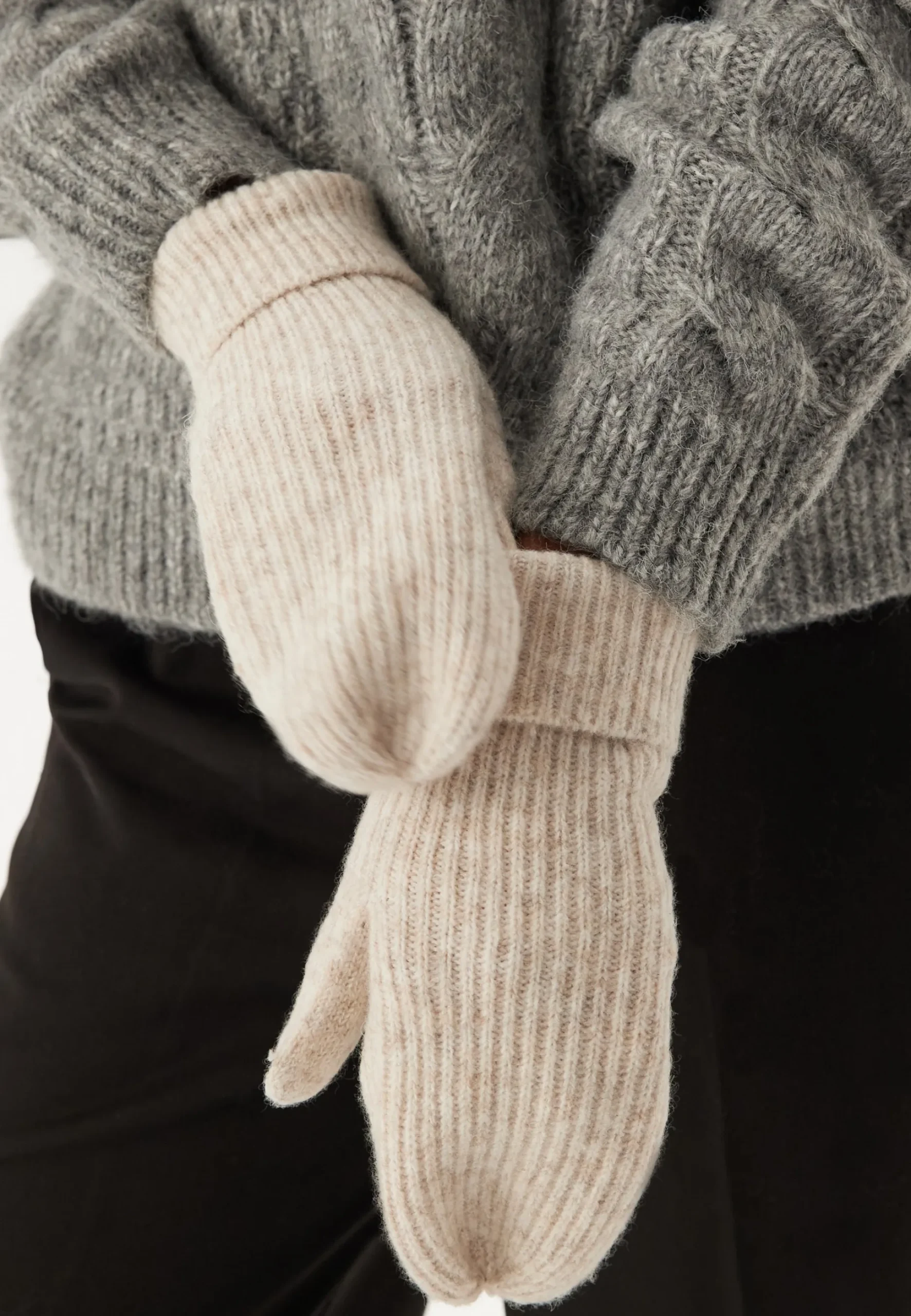 Pcmoella Mittens