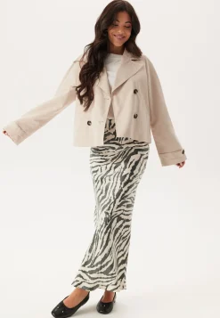 Pcscarlett Ls Short Trenchcoat