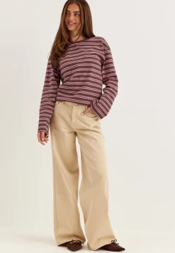 Relaxed Long Sleeve Tee