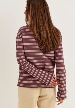 Relaxed Long Sleeve Tee
