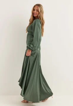 Satin Balloon Sleeve High Low