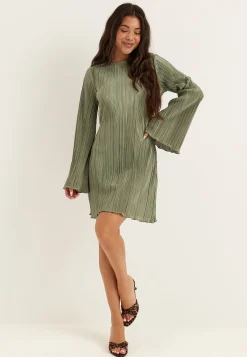 Short Pleated Frill Dress