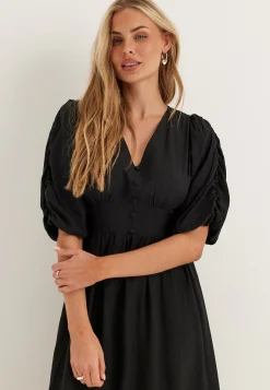 Short Sleeve Dress