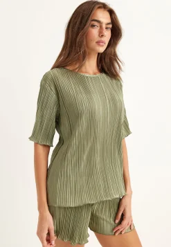 Short Sleeve Pleated Top