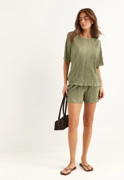 Short Sleeve Pleated Top